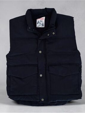 ELWOOD Women's Black Quilted Puffer Vest with Front Flap Pockets
